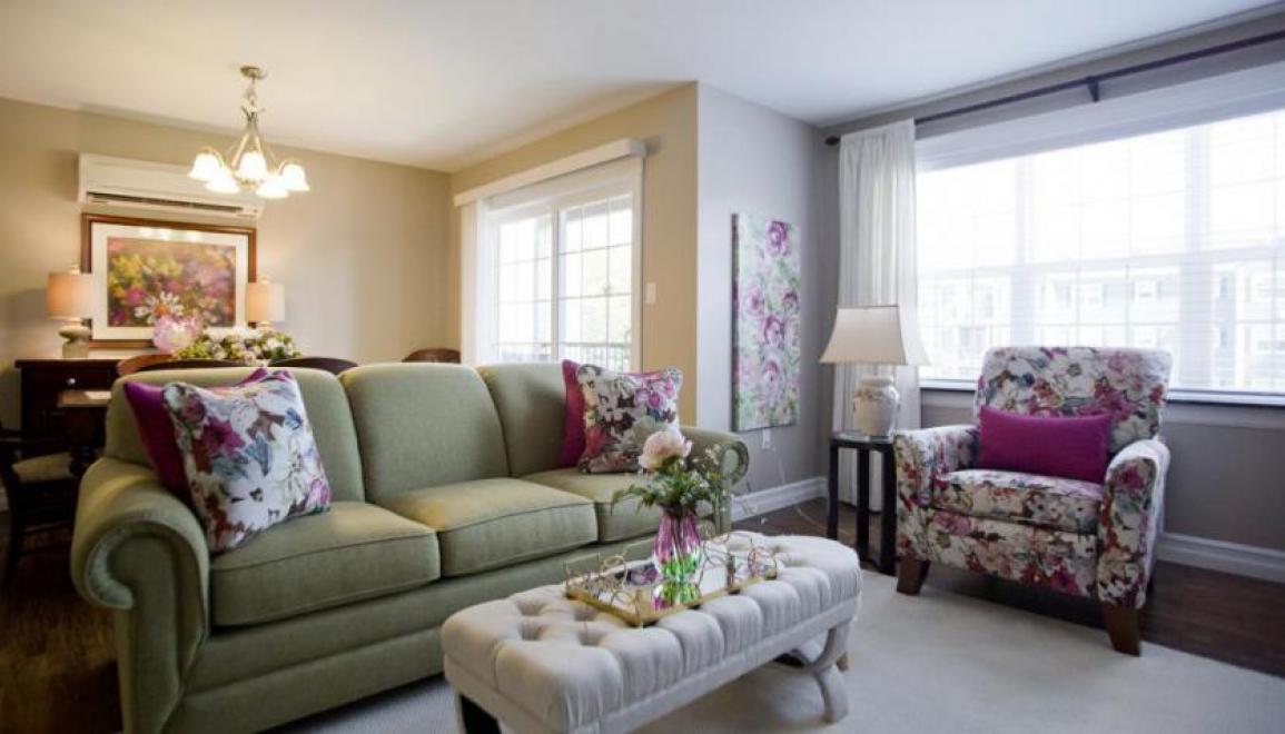 5-9 Harley Street Living Room Image