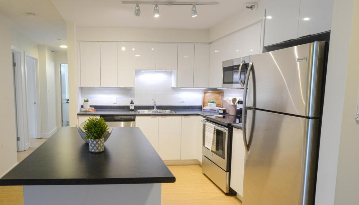 95 Knightsridge Kitchen 2 Image