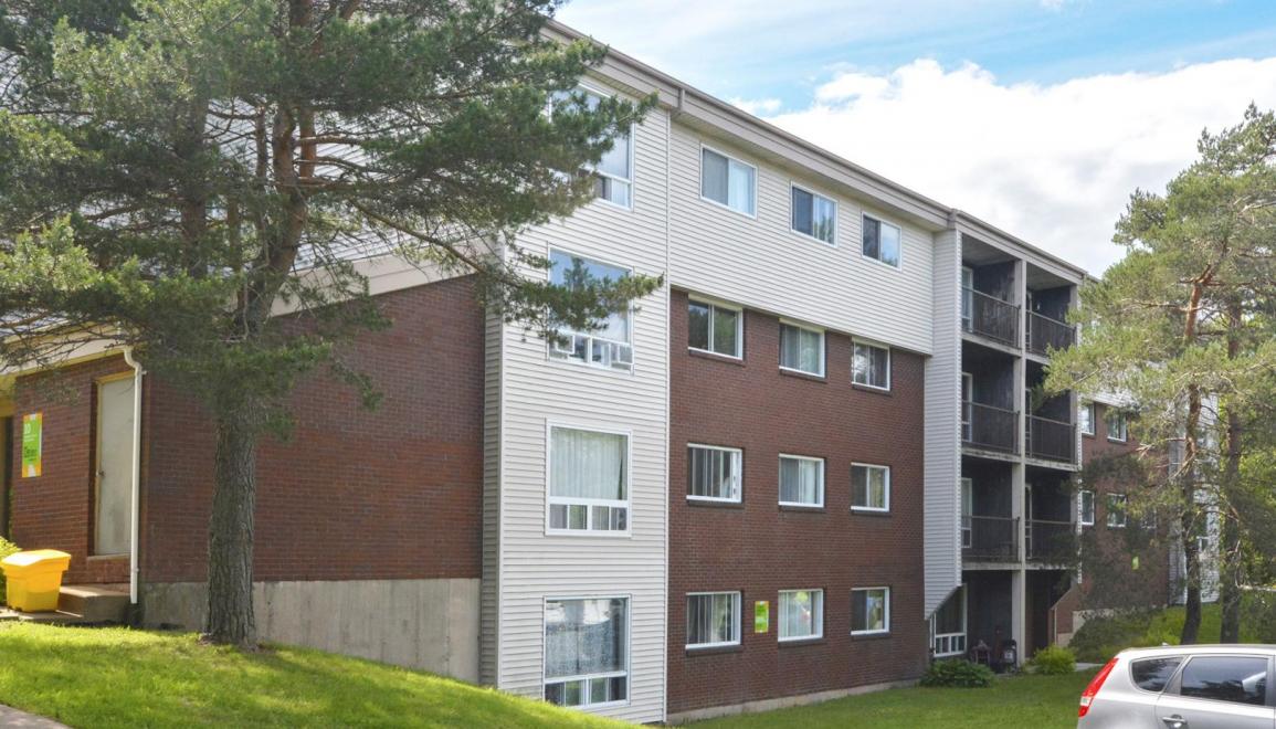 10 Harlington Apartments Exterior Image