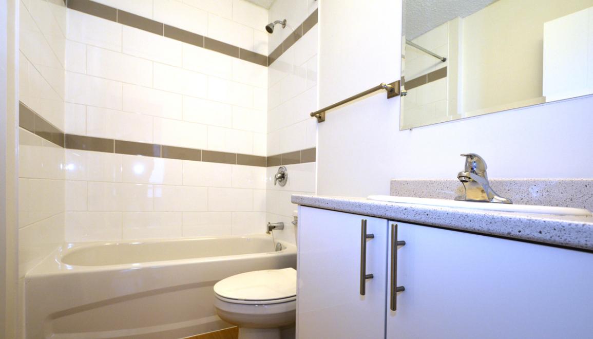 Garden Park Bathroom Image