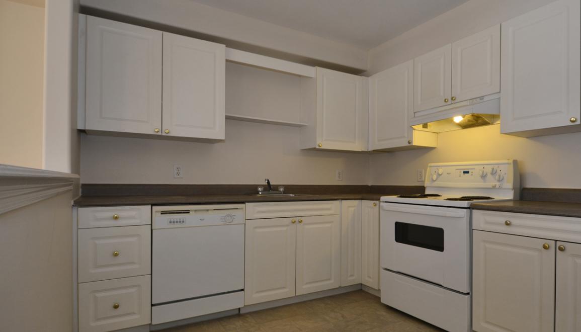 155 Stoneybrook Court Kitchen Image