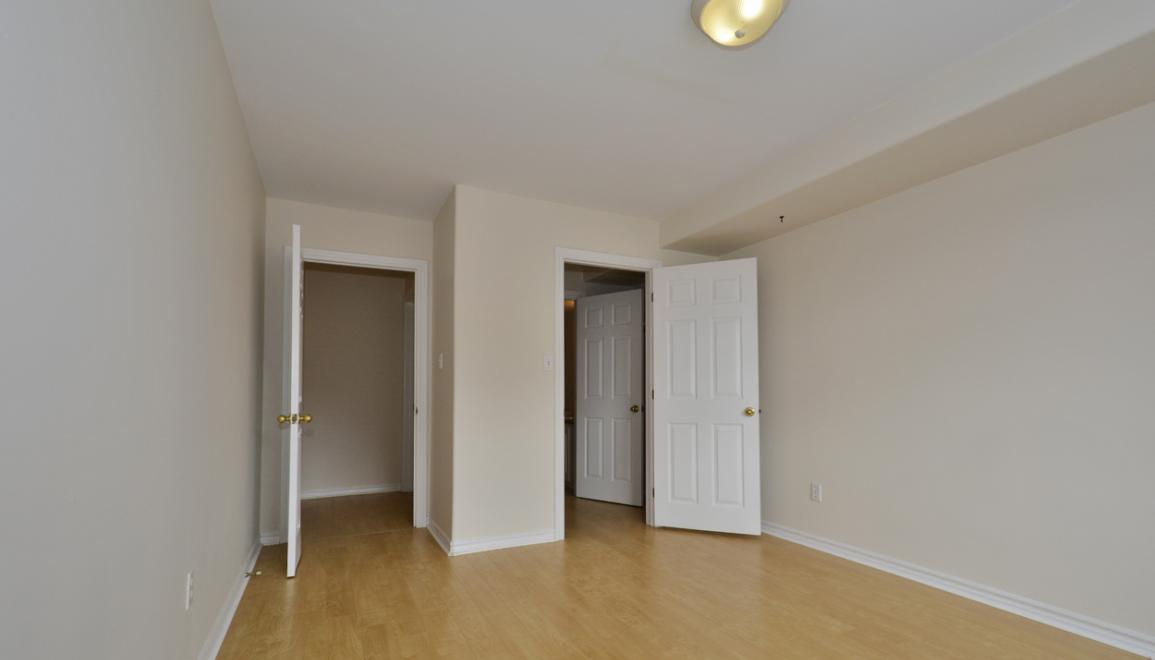 155 Stoneybrook Bedroom Image