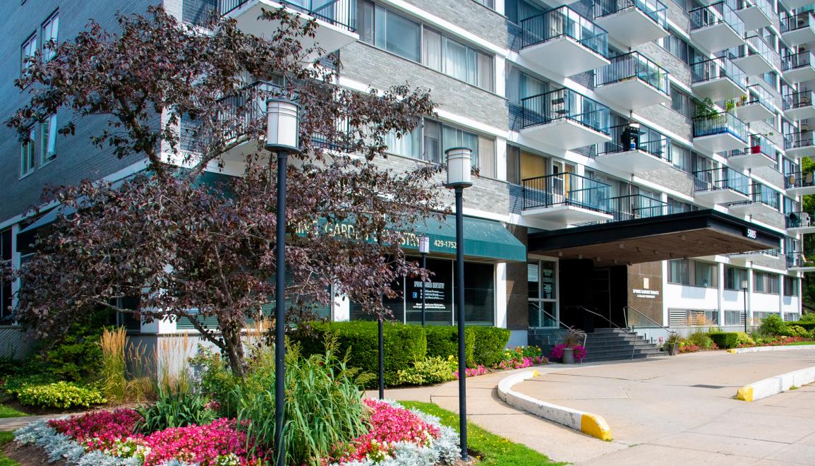 Spring Garden Terrace Exterior Image 2