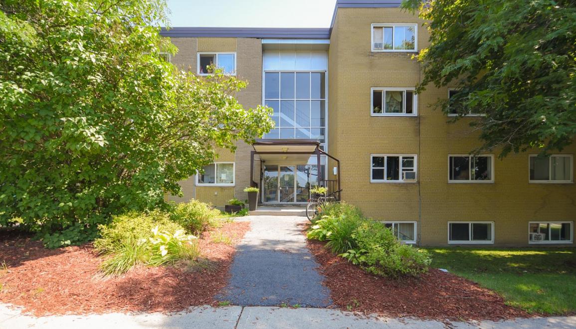 621 Cummings Avenue Exterior Image