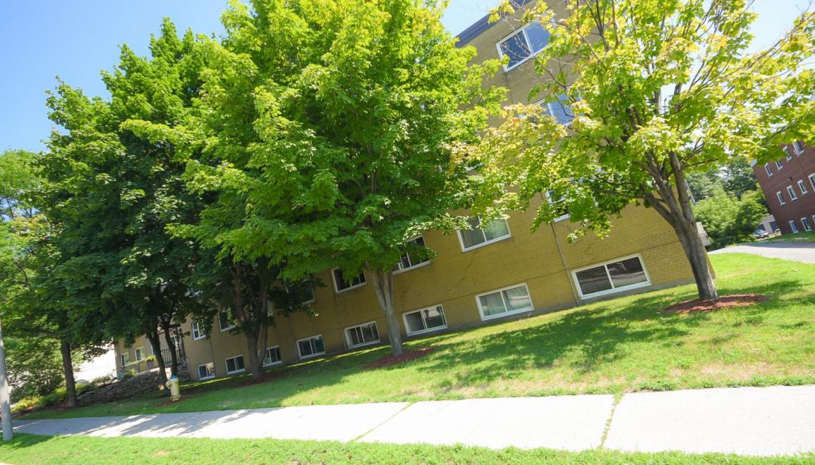 621 Cummings Avenue Exterior 2 image