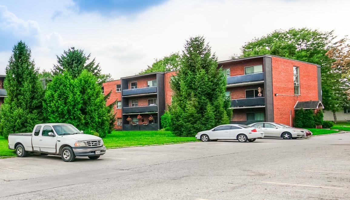 Bellwood Terrace Apartments Exterior Image 2