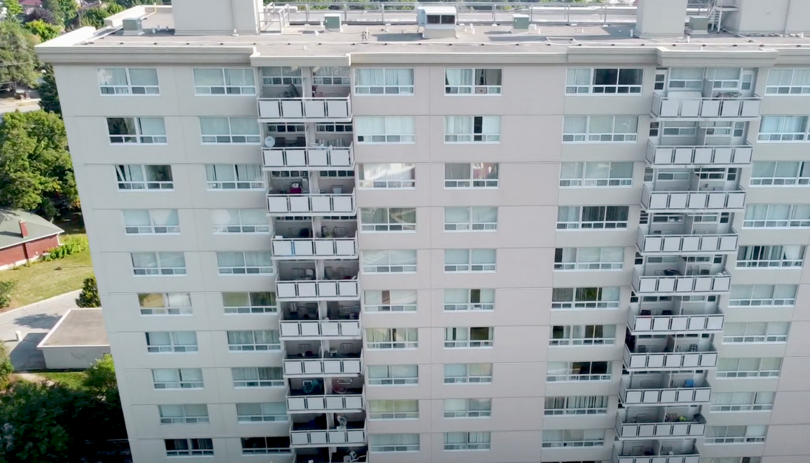 The Estates Exerior Image