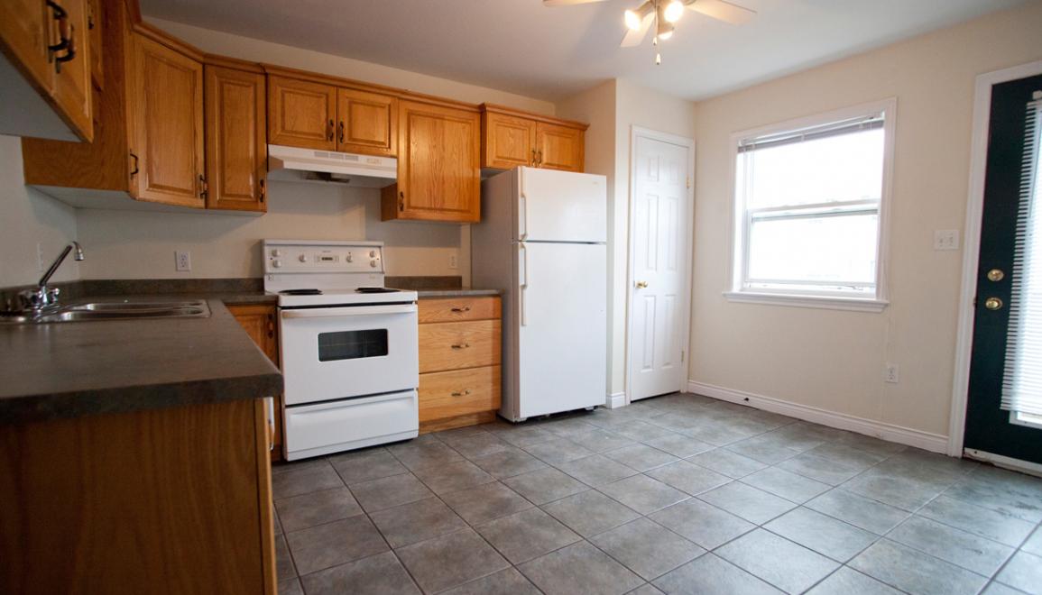 Burns Avenue Kitchen Image