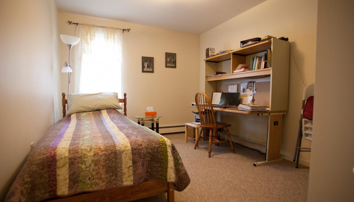 Horton Park Bedroom Image
