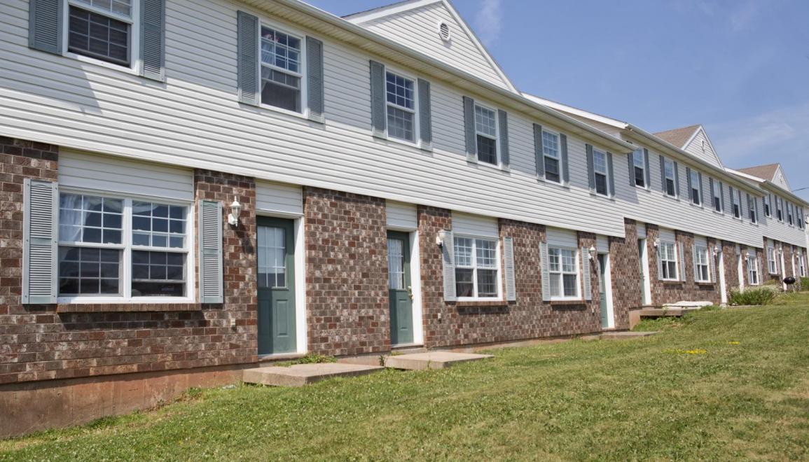 Burns Avenue Exterior Image