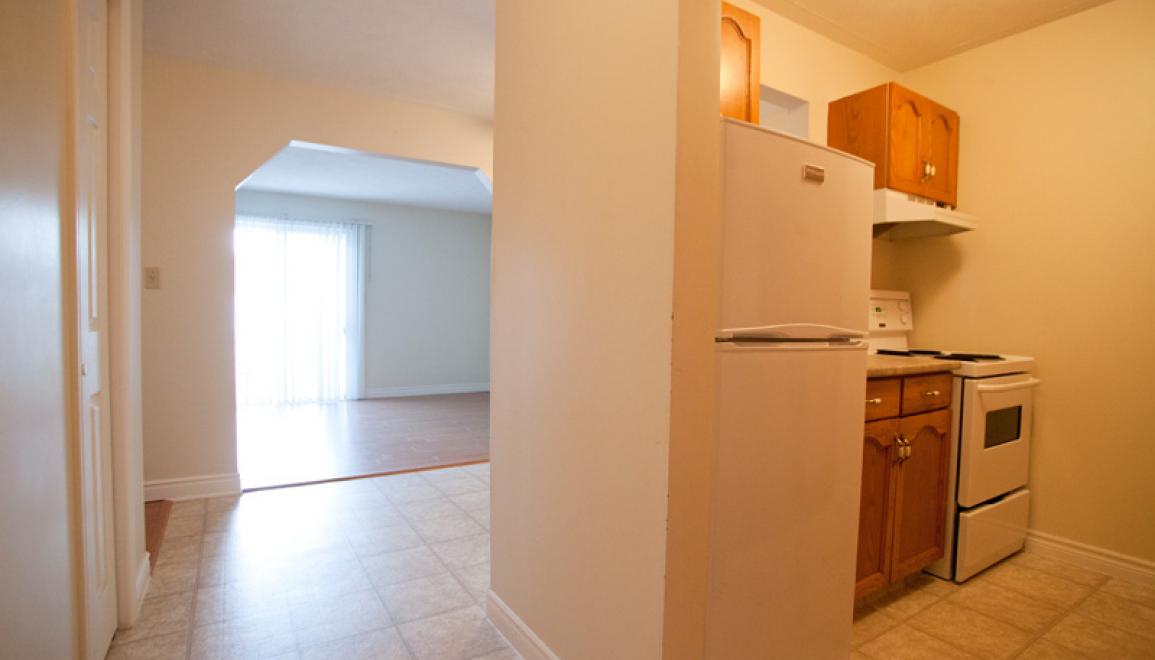 Kensington Court Kitchen & Living Room Image