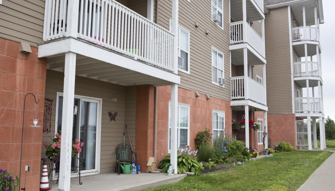 Northgate Apartments Exterior Balcony Image