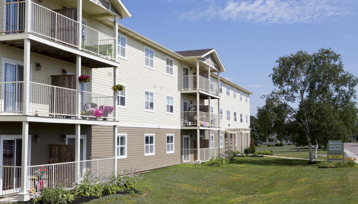 Spring Park Exterior Image