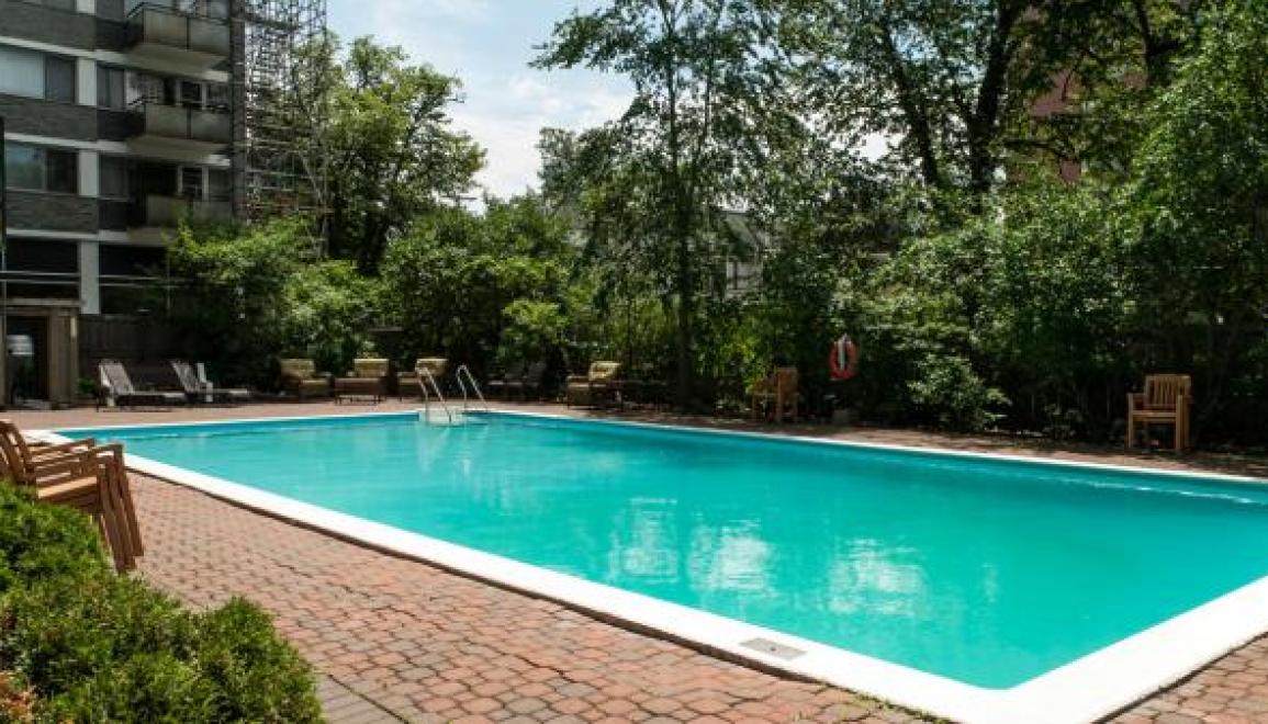 Spring Garden Terrace Outdoor Swimming Pool