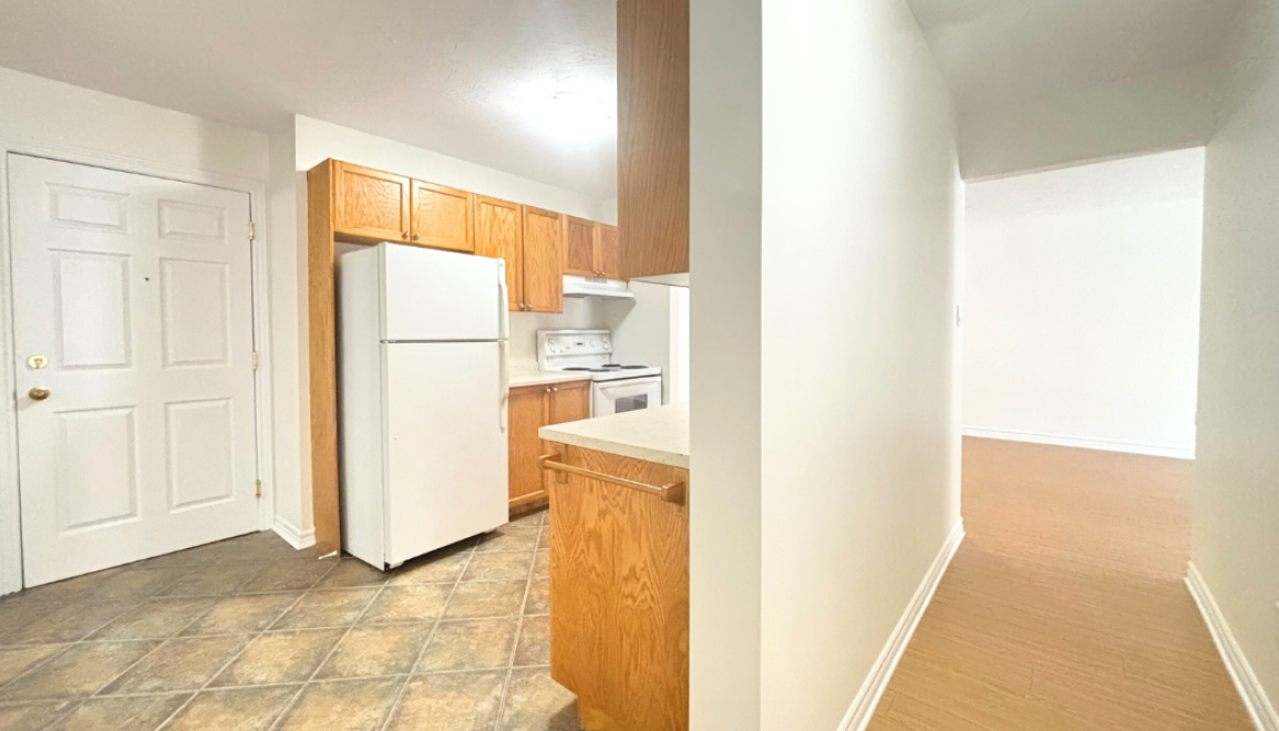 100 Archibald Hallway