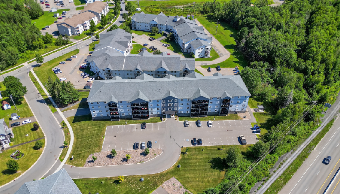 95 Ashley Crescent EXT