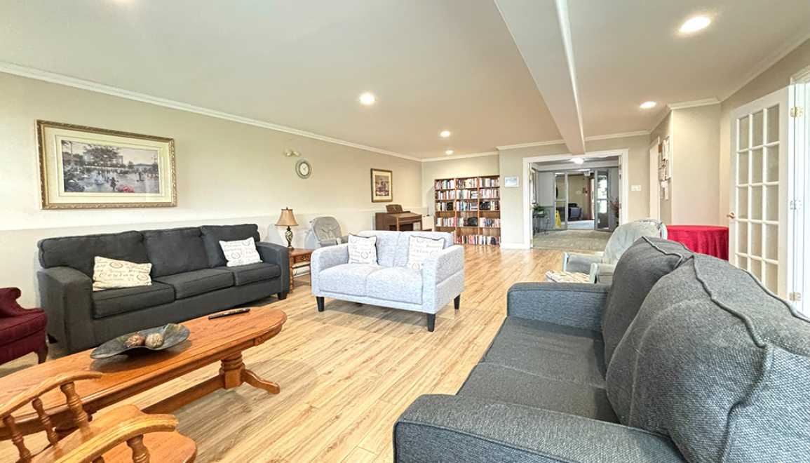 303 Normandie Common Room