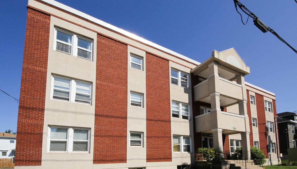 Lutz Street Apartments Exterior Image