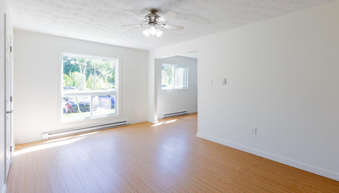 Cedar Glen Apartments Living Room