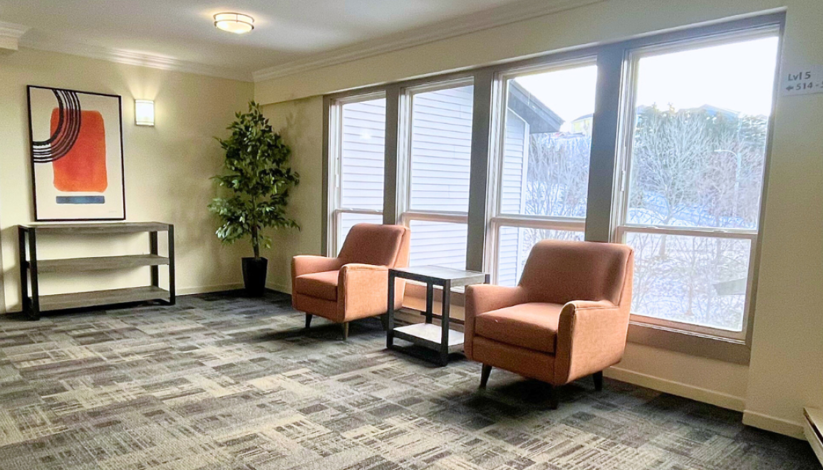 Meadowland Manor Apartments Lobby