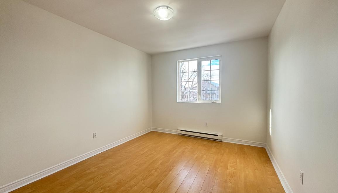 101 Archibald Bedroom 2