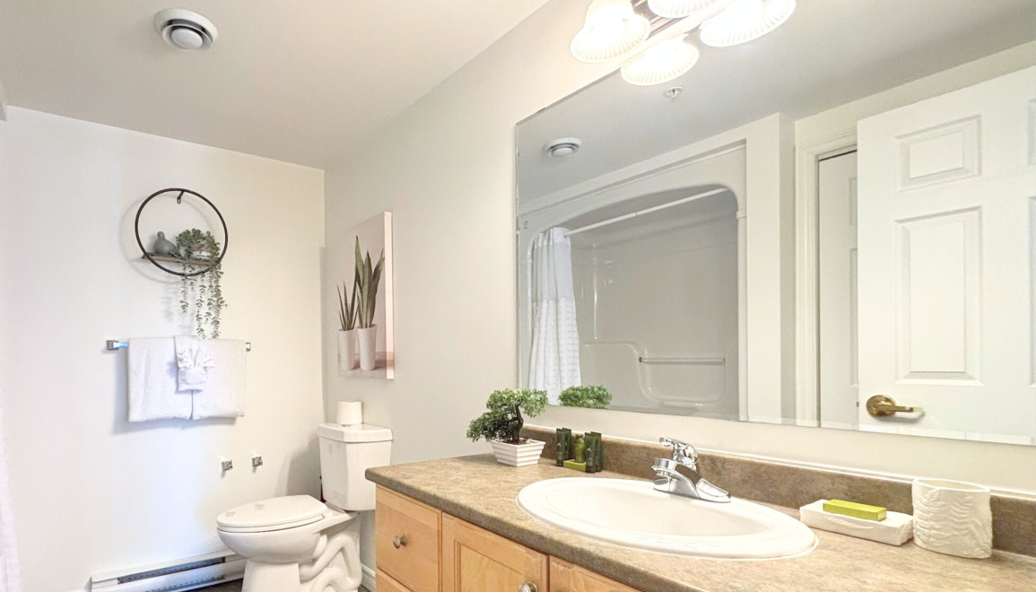 54 Assomption Bath