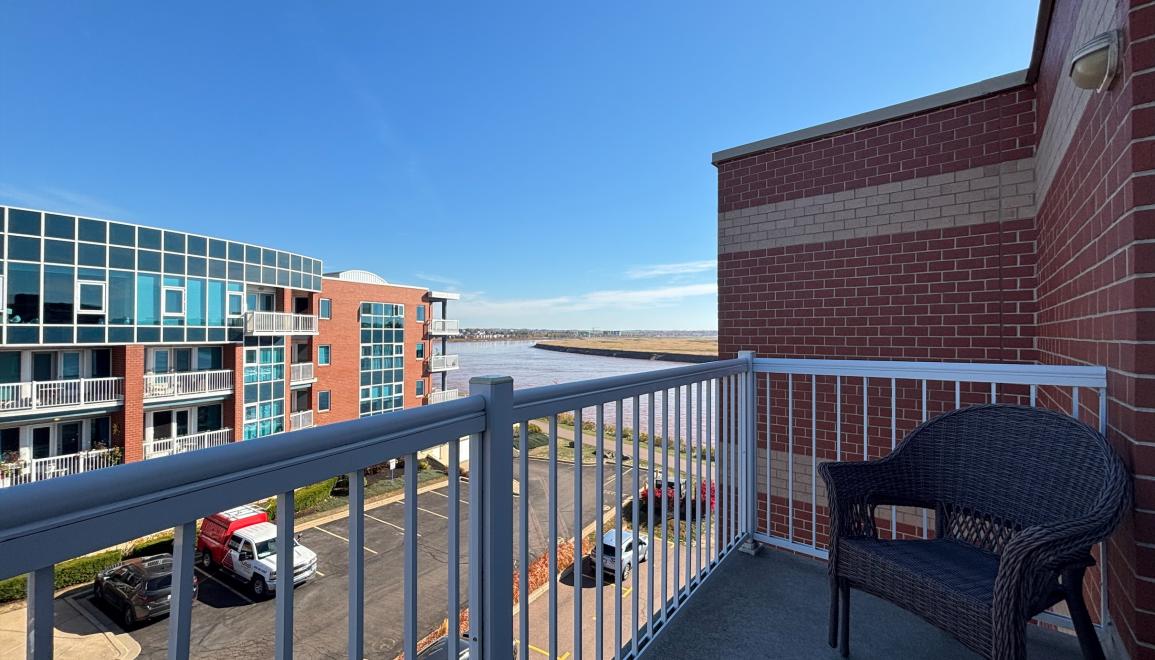 54 Assomption balcony