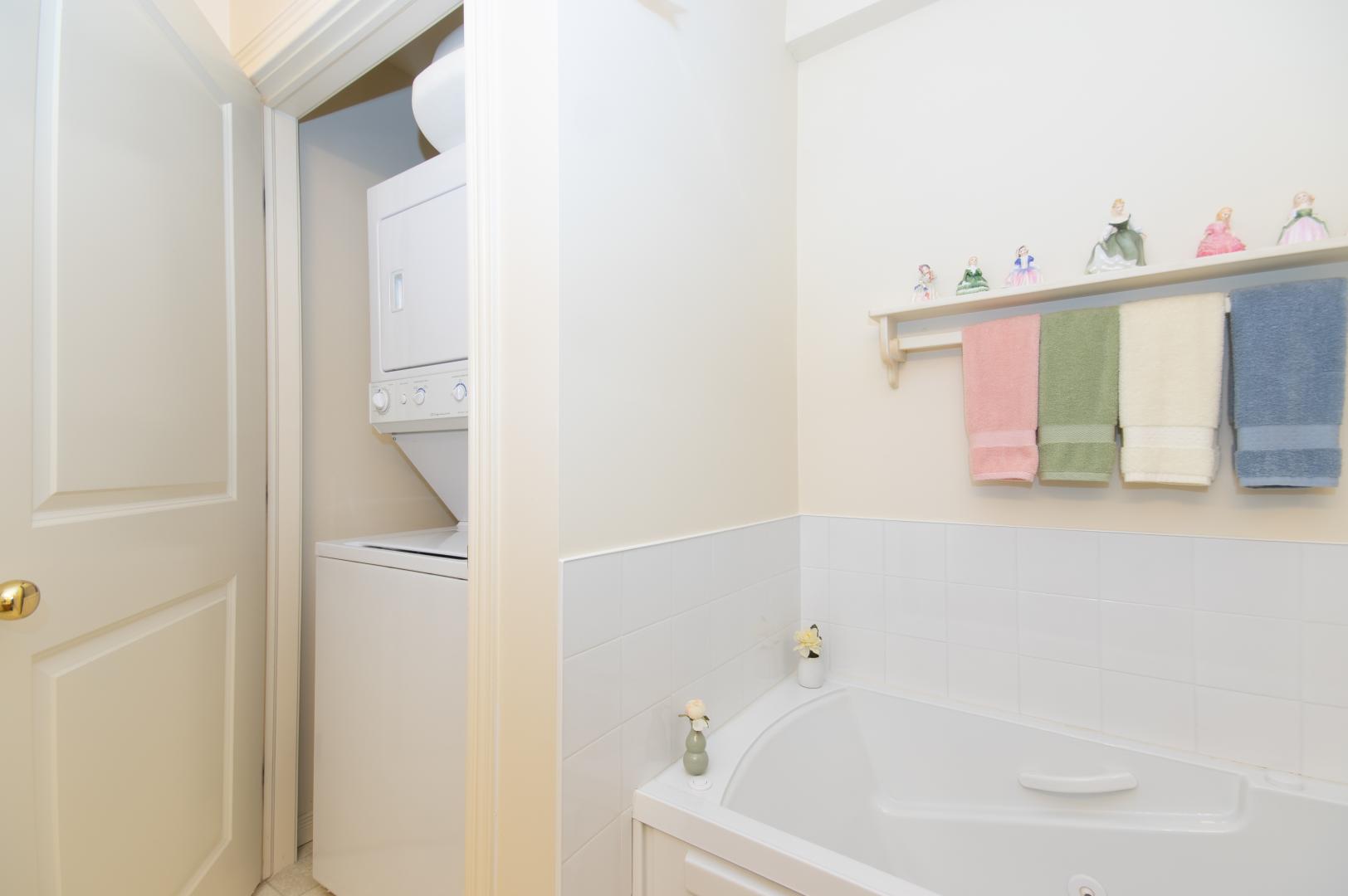 Woodbury Gardens Apartment In-Suite Laundry Image